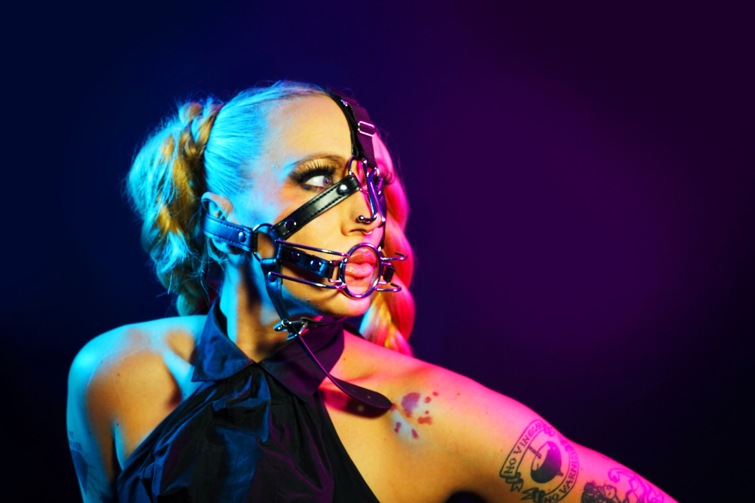 Understanding Metamours in Polyamorous Dynamics